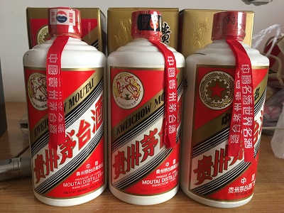 常年回收19年茅臺(tái)酒 回收里鵬